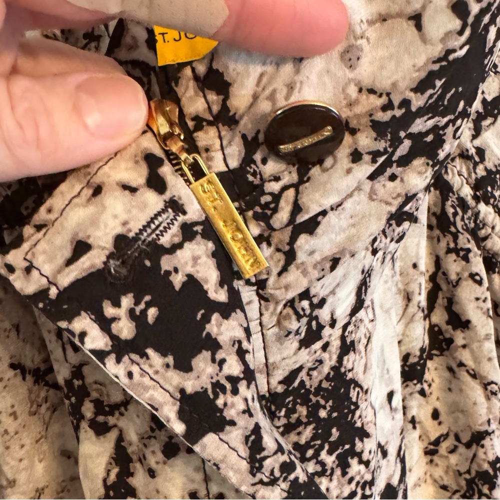 ST JOHN Abstract Jacket - Picture 2 of 6